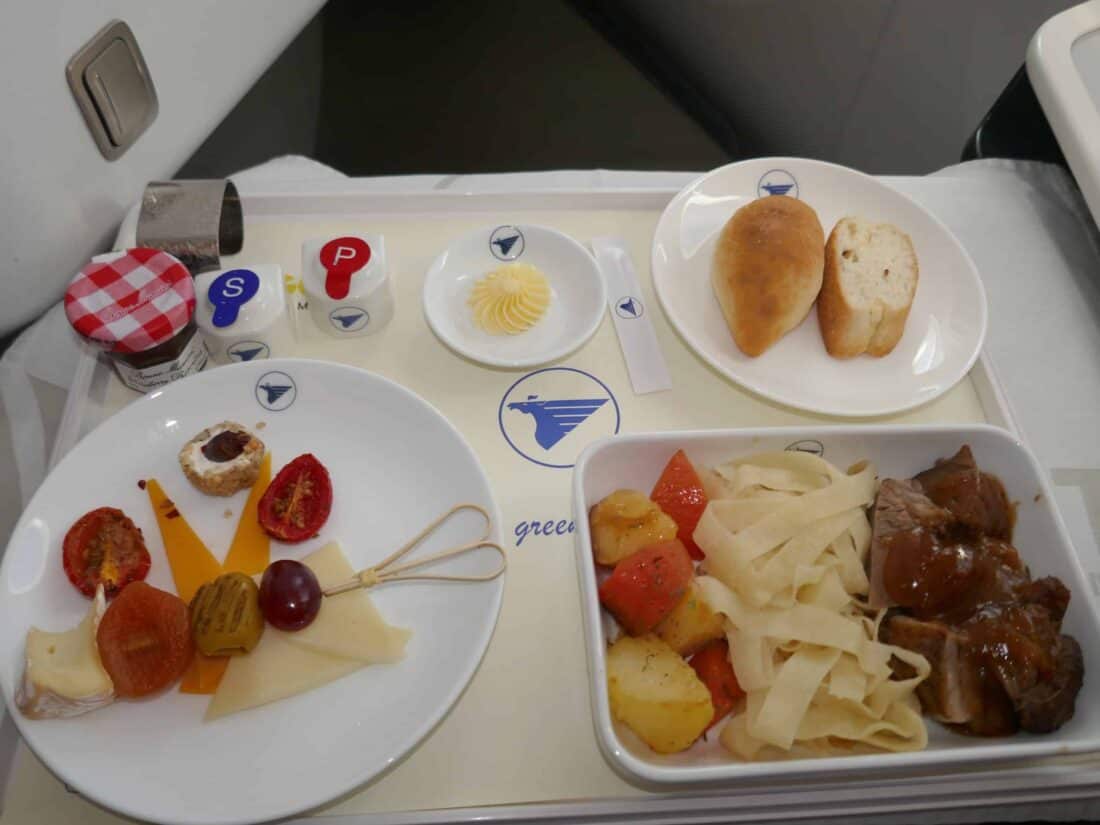 MIAT Business Class 23 Essen