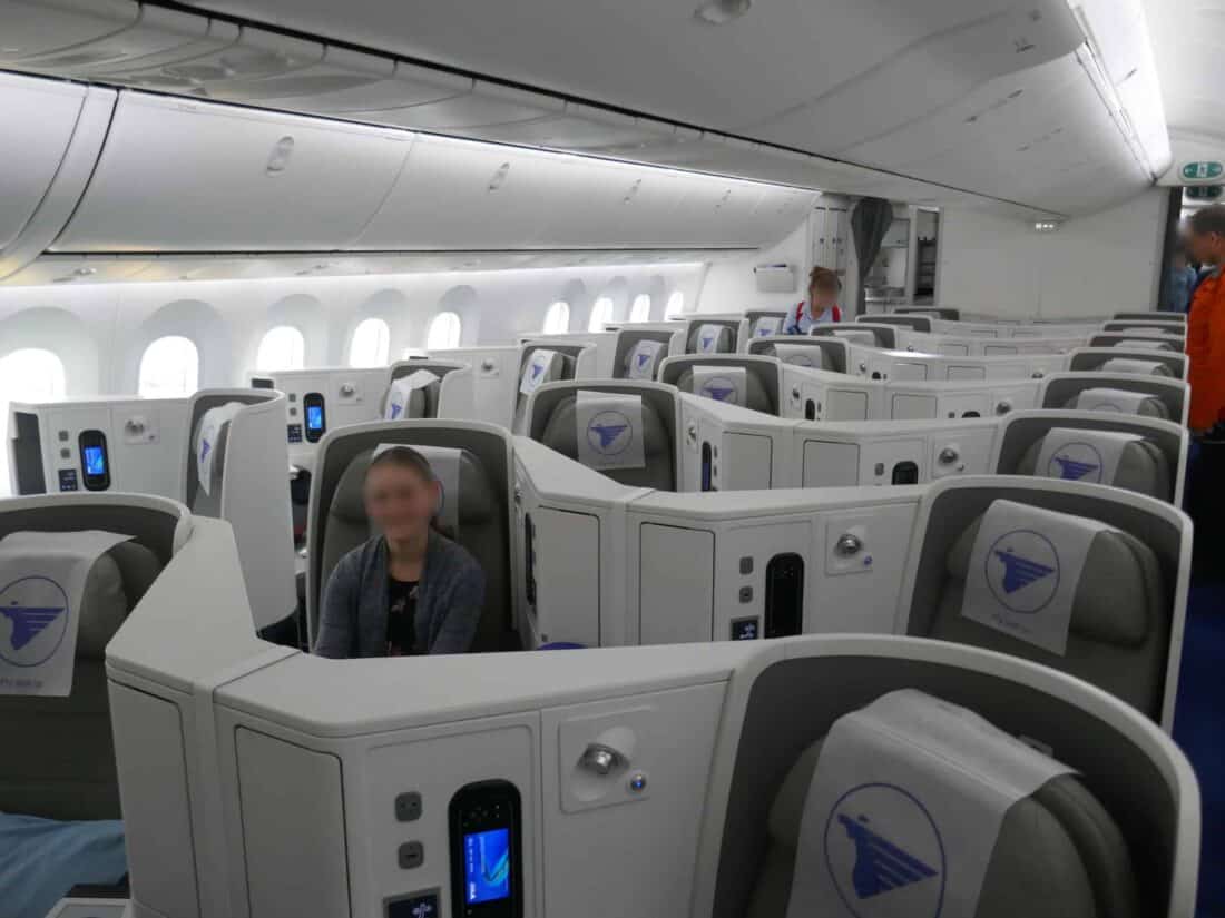 MIAT Business Class 8 Kabine