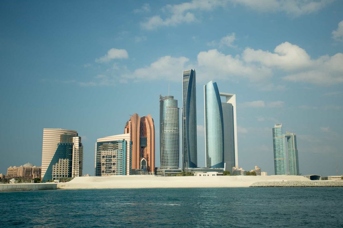 abu dhabi emirates skyline