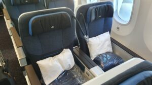 klm premium comfort row of 2