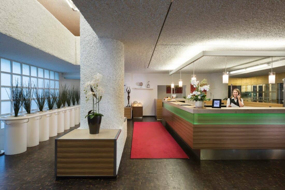 1 30062 Best Western Premier Parkhotel Bad Mergentheim Hotel Motive Lobby