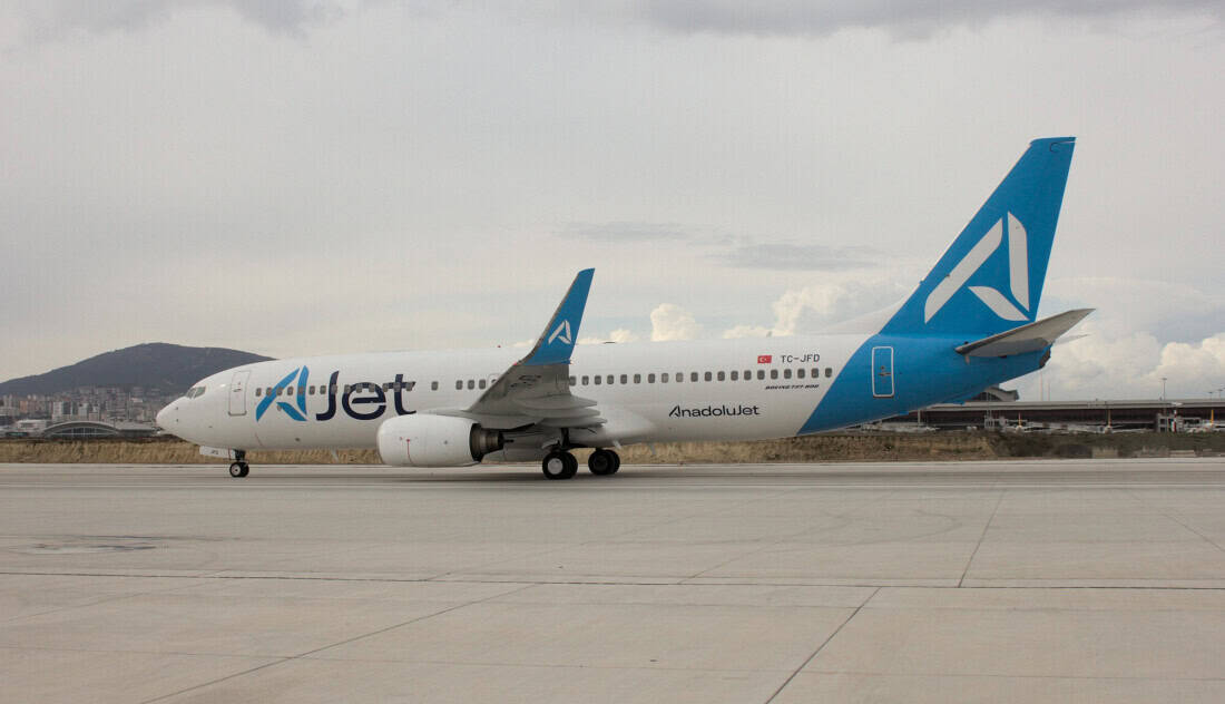 AJet Flugzeug 737