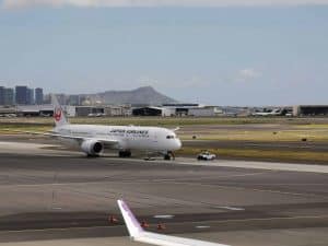 ANA Lounge HNL Aussicht JAL