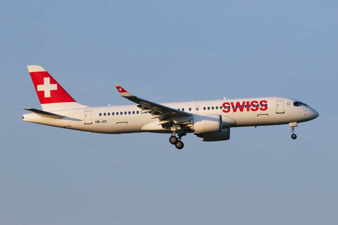 Airbus A220 Swiss