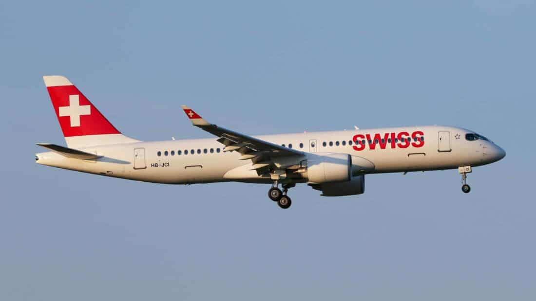 Airbus A220 Swiss