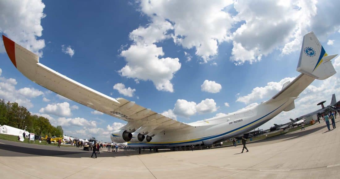Antonov An-225-225
