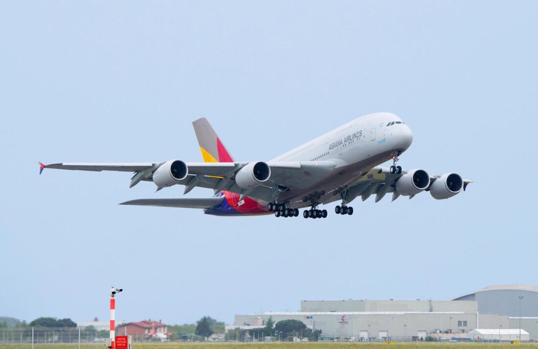 Asiana Airbus A380