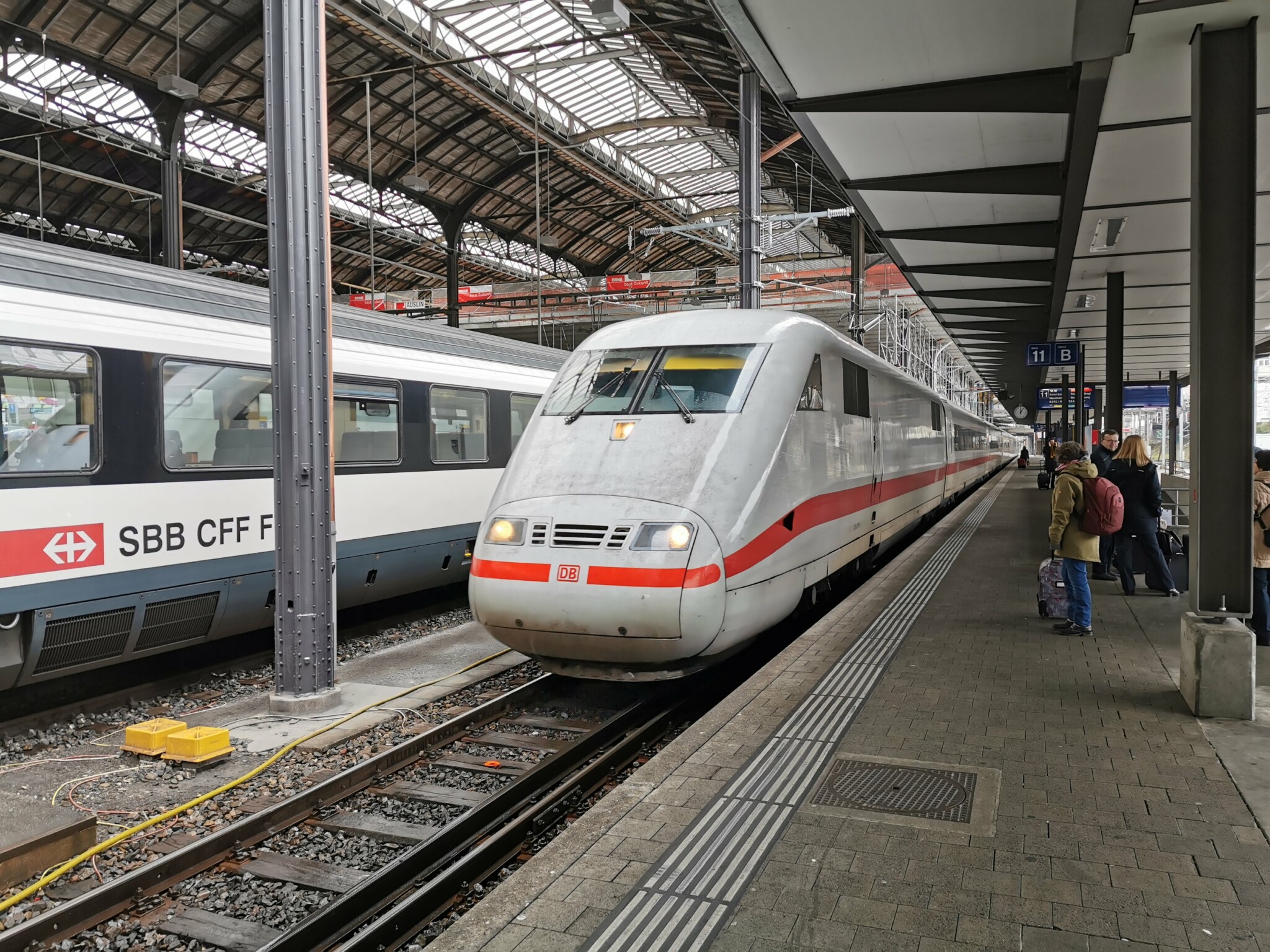 DB Sparpreis Wer früheren Anschlusszug schafft, muss jetzt neues Ticket kaufen » TravelDealz.de