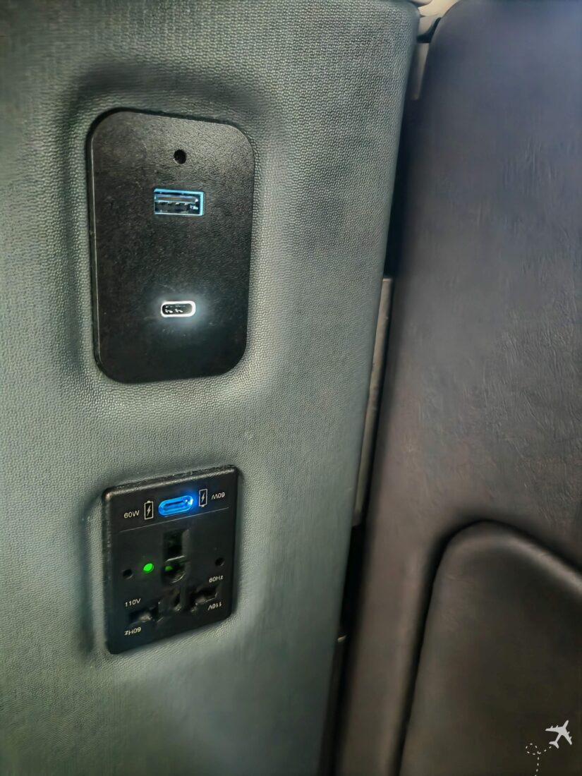 CX Aria Suite 777 Steckdose