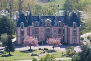 Château Hôtel du Colombier - Außenansicht