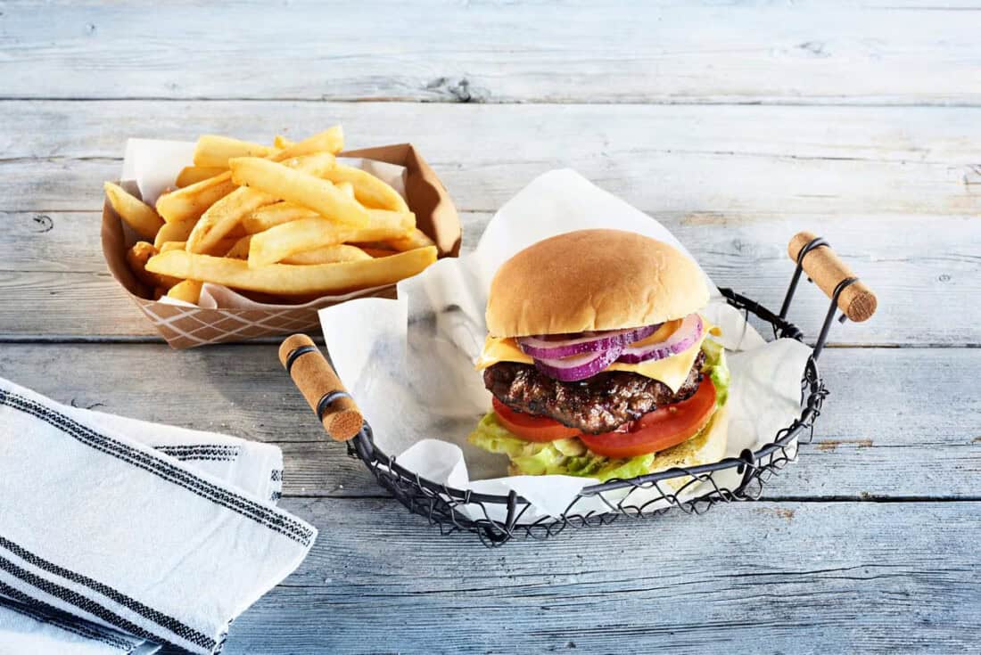 Coral Princess - The Bar and Grill