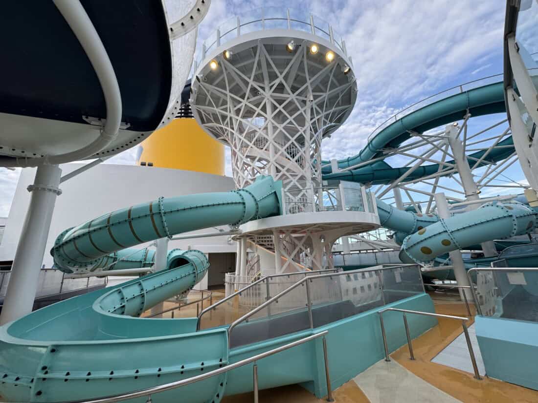 Costa Toscana Wasserrutschen