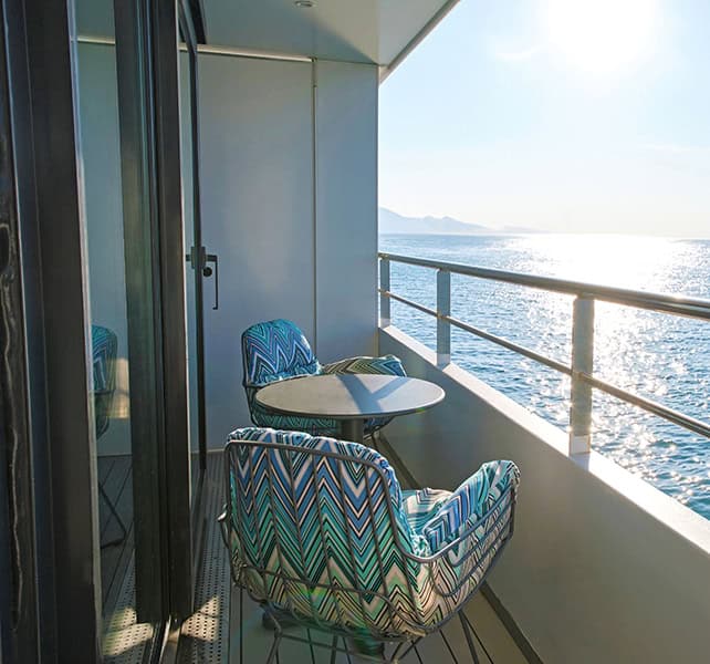 Emerald Kaia - Deluxe Balcony Suite