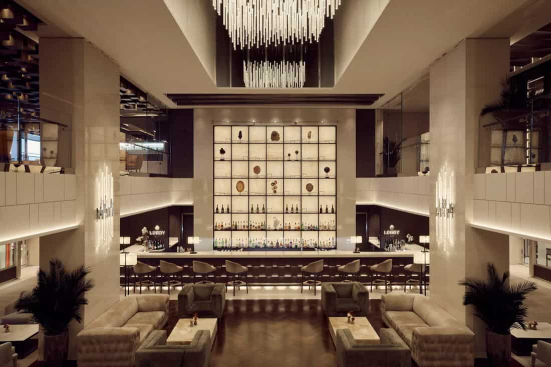 Explora IV Lobby Bar