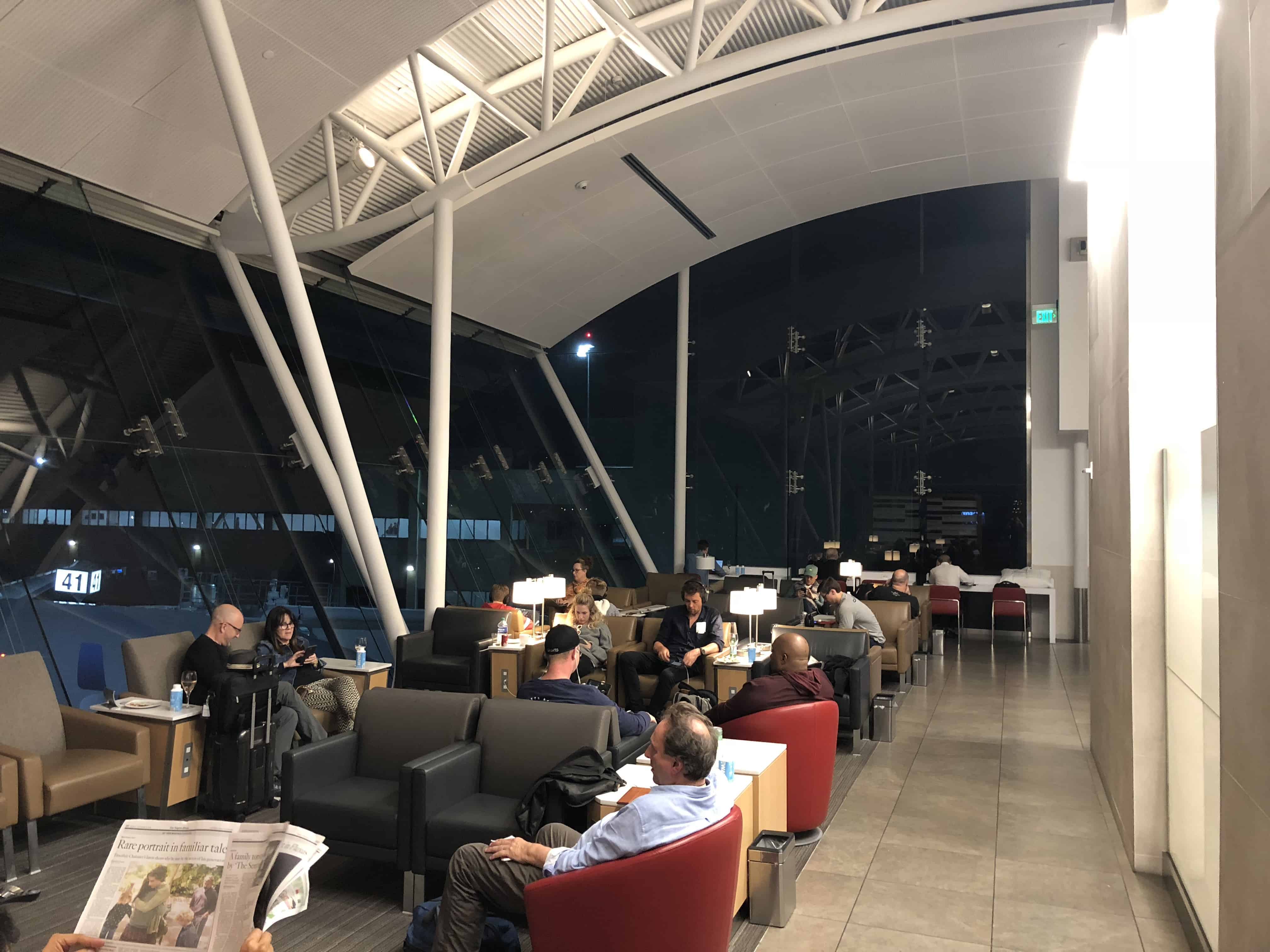 Flagship Lounge LAX Sessel