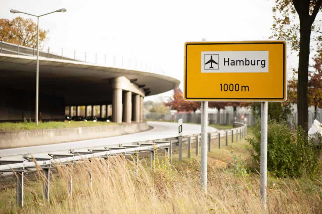 Weg zum Hamburger Flughafen