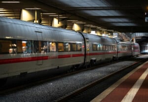 ICE Bahn dunkel