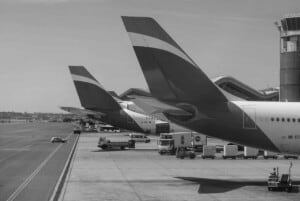 Iberia Heckflossen graustufen