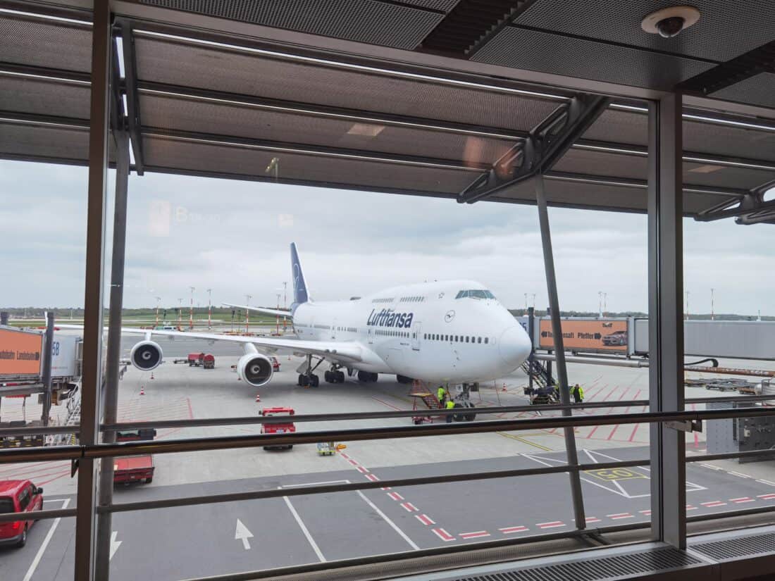 Lufthansa Boeing 747 HAM Gate
