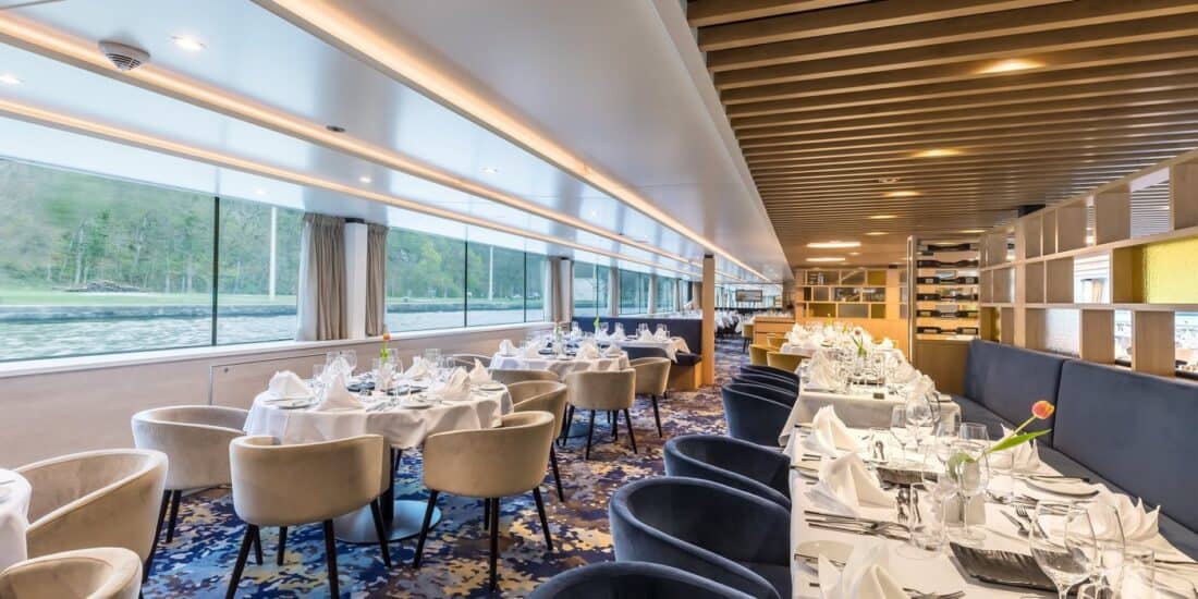 MS Adora - Restaurant