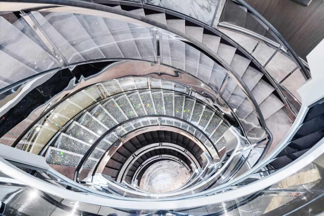 MSC Grandiosa - Yacht Club