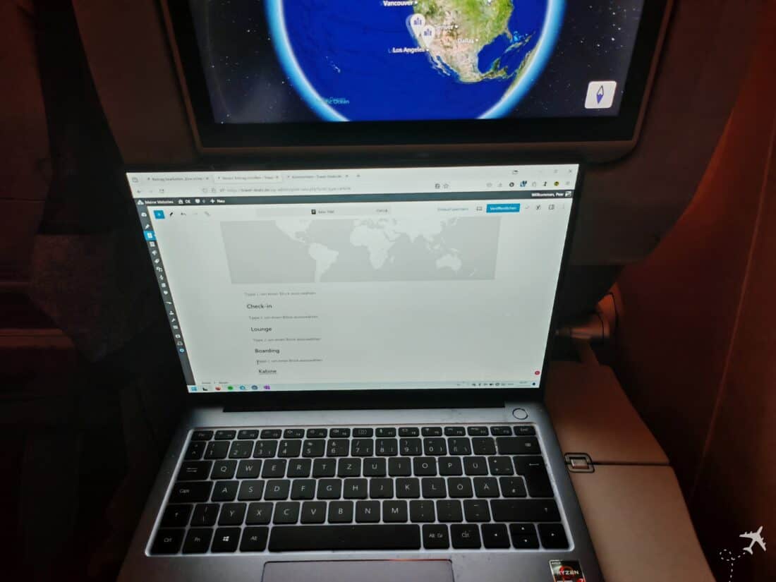 MU FM BUD NGB Laptop Tisch