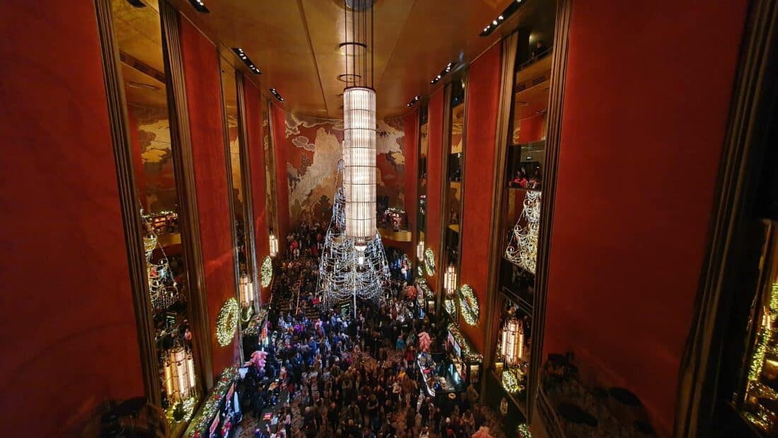 New York Radio City Hall Atrium