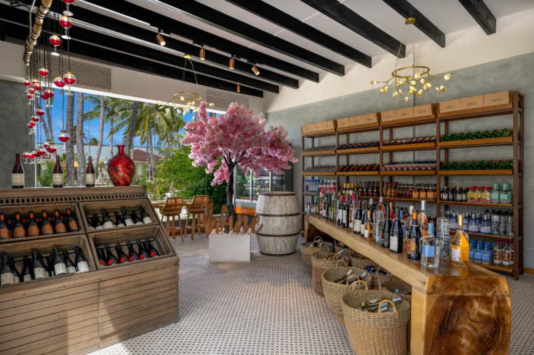 OBLU Xperience Ailafushi Outlets and Dining La Promenade