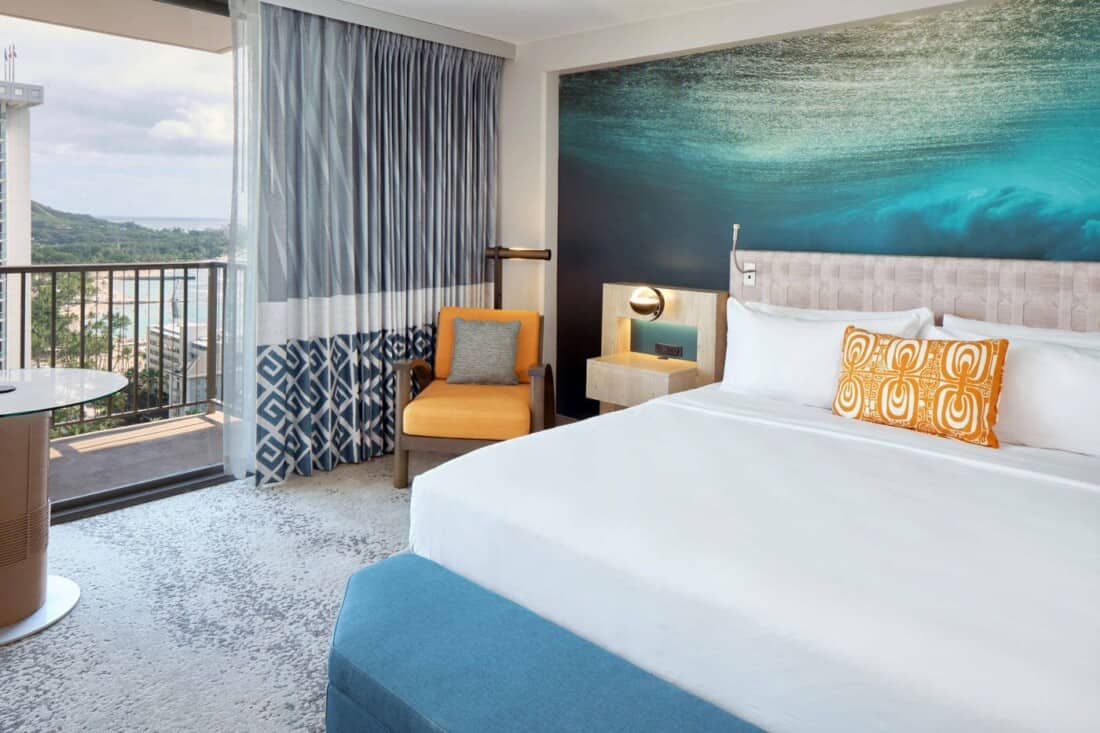 Outrigger Beachcomber Hotel - Oceanview King Room