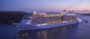 Ovation of the Seas - Außenansicht
