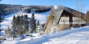 Pytloun Wellnesshotel Harrachov - Außenansicht