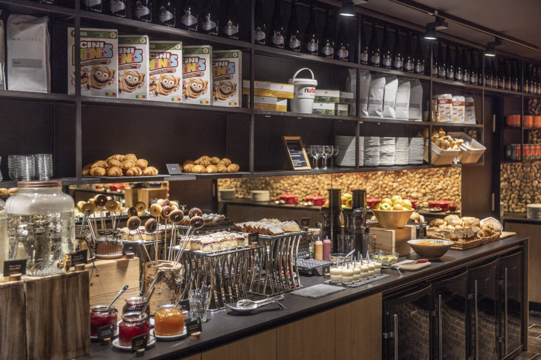 Pytloun Wellnesshotel Harrachov - Frühstücksbuffet