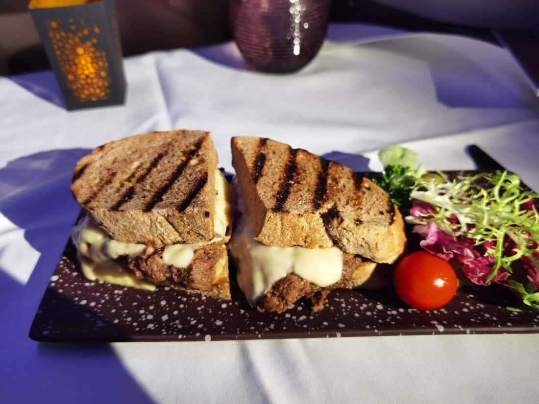 QR CAN DOH Sandwich Dinner