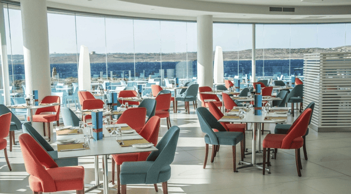 Ramla Bay Resort Buffet Restaurant Tische