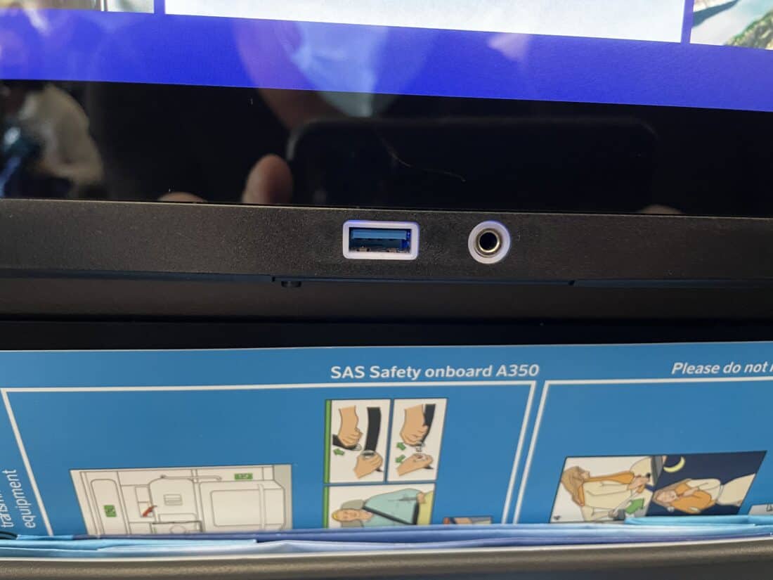 SAS Premium Economy LAX CPH Review Sitz USB Stecker 1