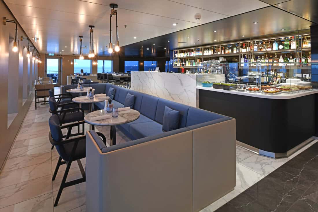 Scenic Eclipse - Azure Bar & Café