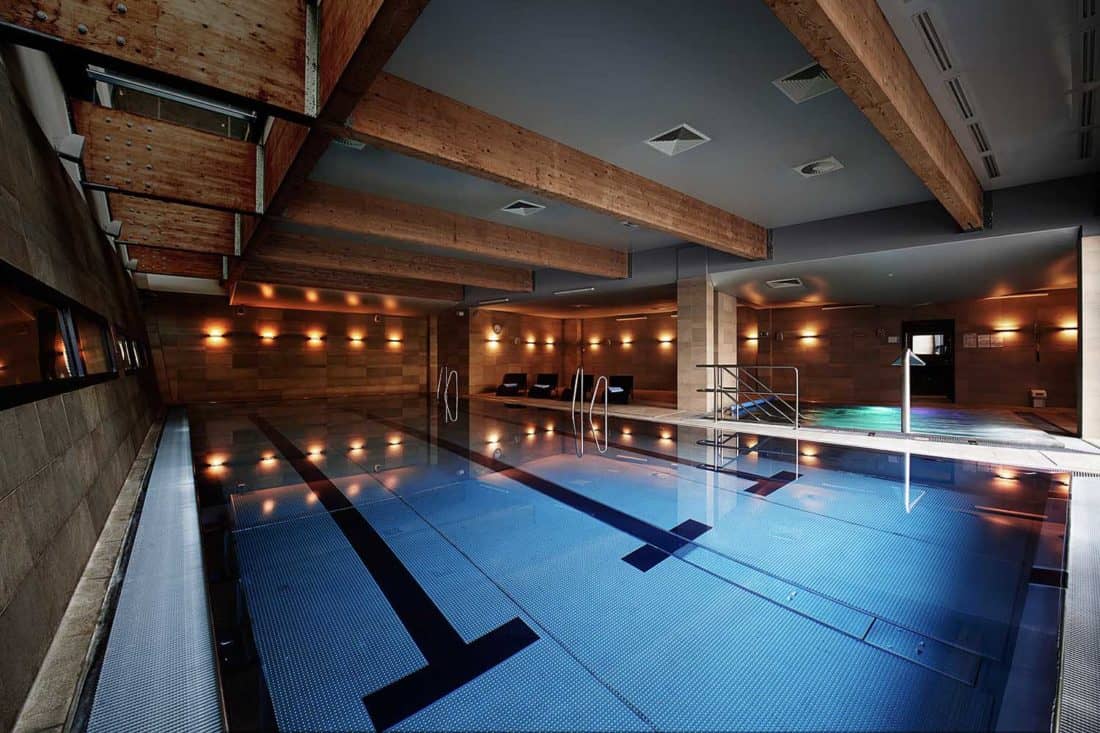 Schwimmbad ultra marine hotel
