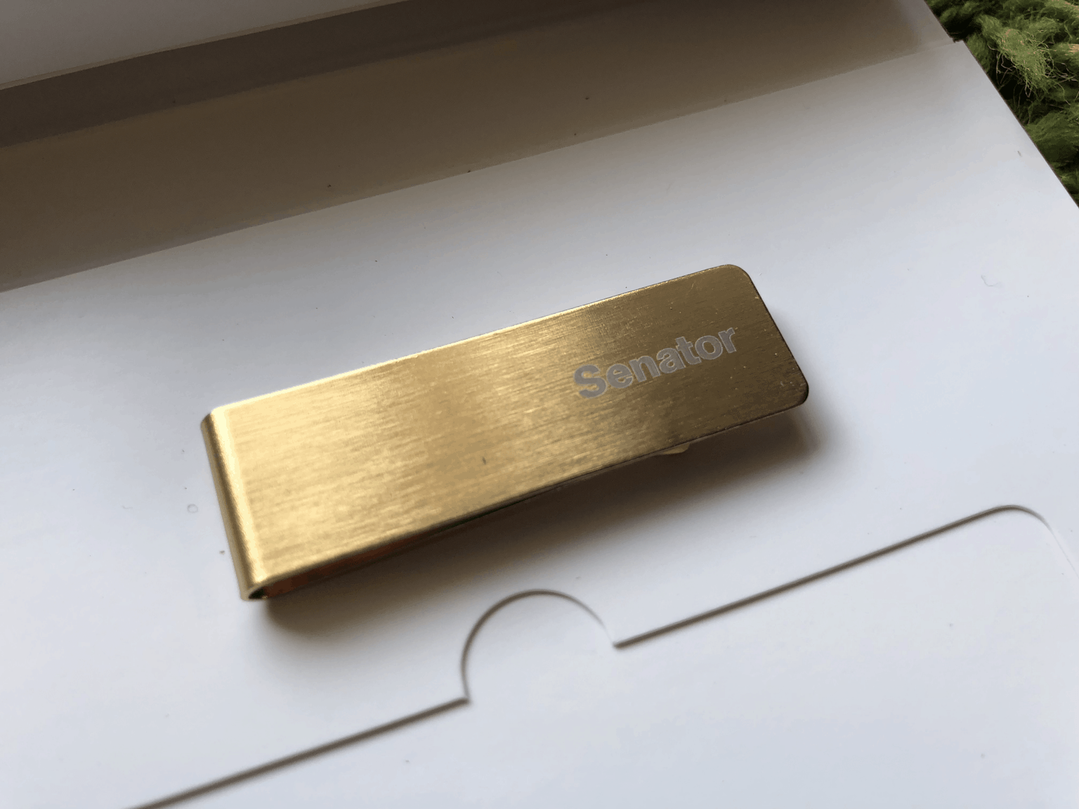 Unboxing Lufthansa Miles&More SENATOR Willkommenspaket » TravelDealz.de