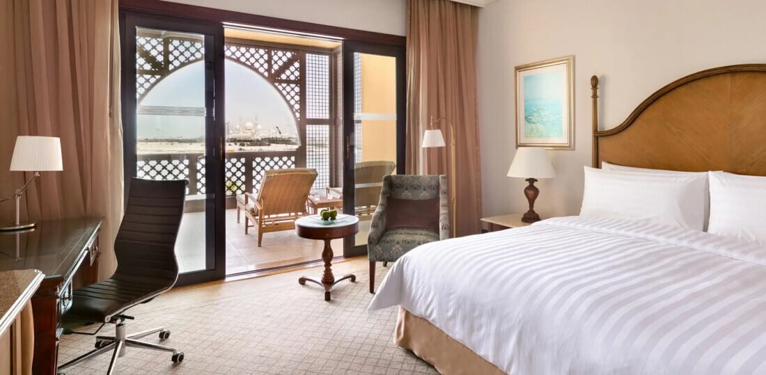 Shangri-La Hotel Qaryat Al Beri - Deluxe Room