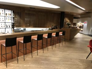 Swiss First Class Review Lounge A Gates Bar