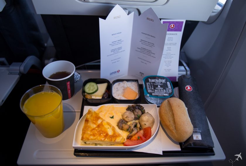 Turkish Airlines Economy Class Essen Mittelstrecke Rückflug